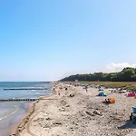 Ostseesonne - 5-sterne-urlaub Mit Balkon Direkt An Der Ostsee Lägenhet *