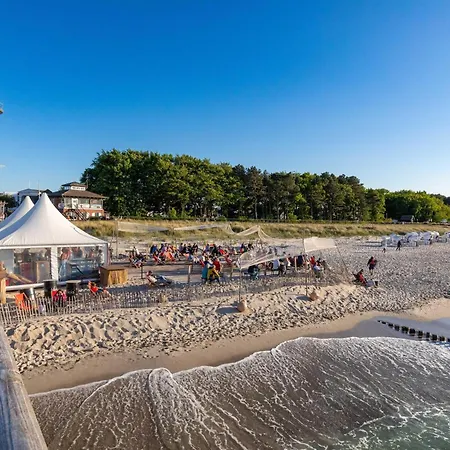 Apartment Ostseesonne - 5-sterne-urlaub Mit Balkon Direkt An Der Ostsee Zingst
