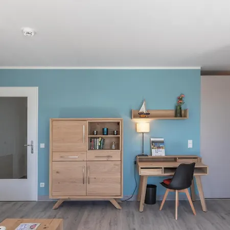 Ostseesonne Mit Balkon - Direkt An Der Ostsee Gelegen