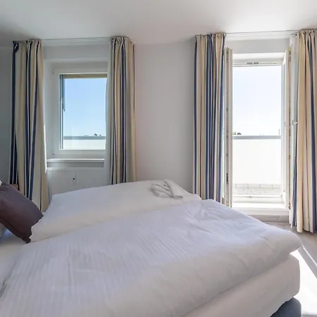 Ostseesonne - 5-sterne-urlaub Mit Balkon Direkt An Der Ostsee Lägenhet *