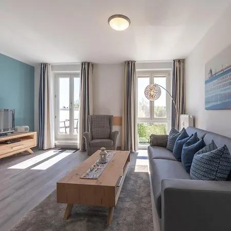 Ostseesonne Mit Balkon - Direkt An Der Ostsee Gelegen